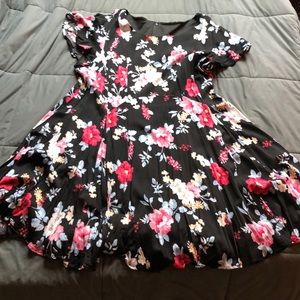 Butterfly sleeve floral dress